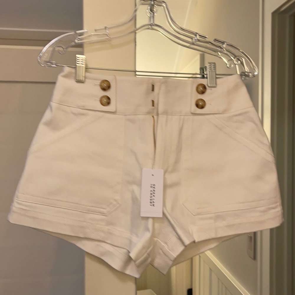 White short summer shorts